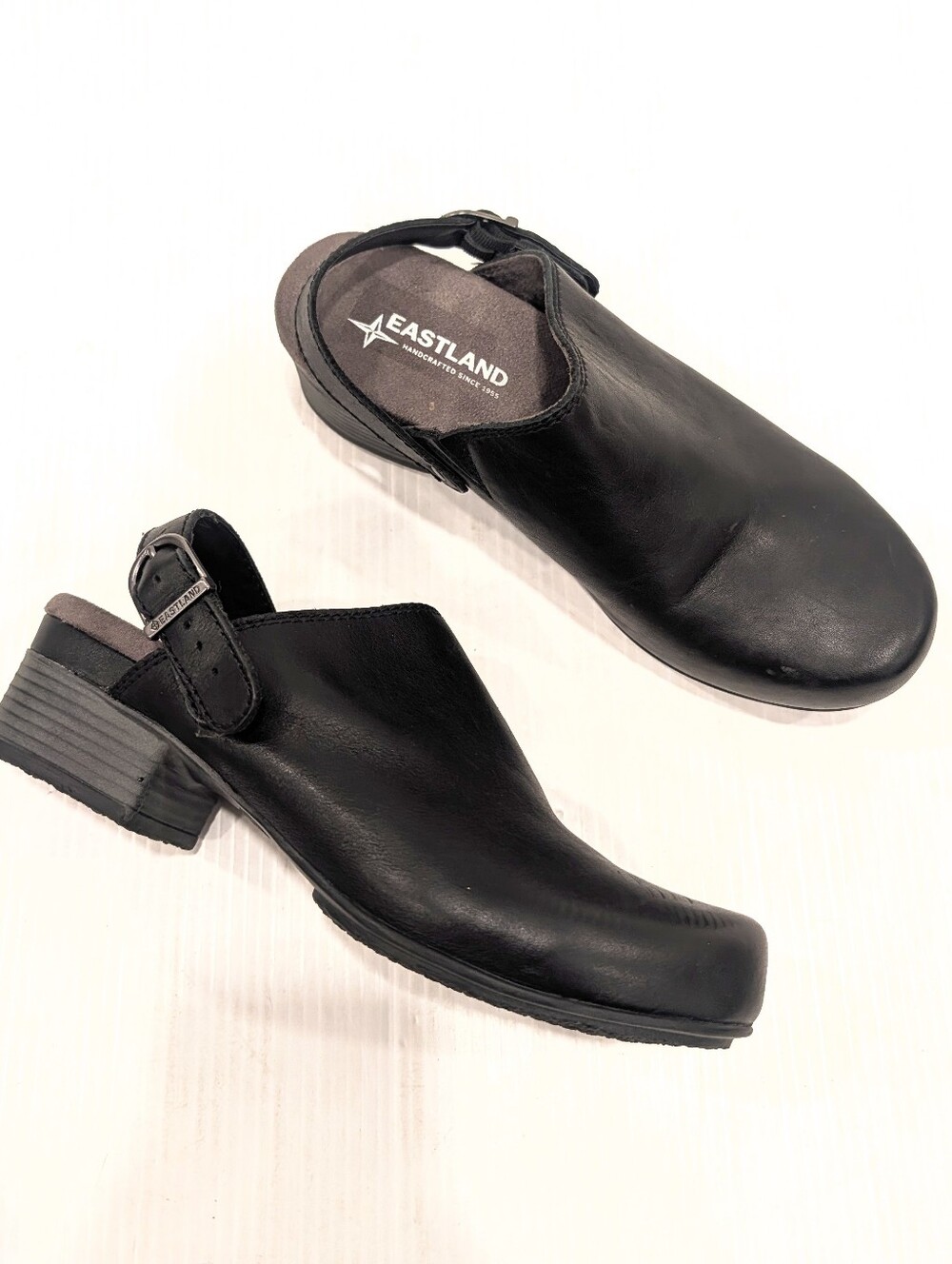 EASTLAND Adele Women’s Black Leather Slingback Clog Mules Size 8